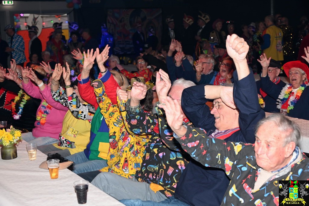 ../Images/Seniorencarnaval 2026 171.jpg